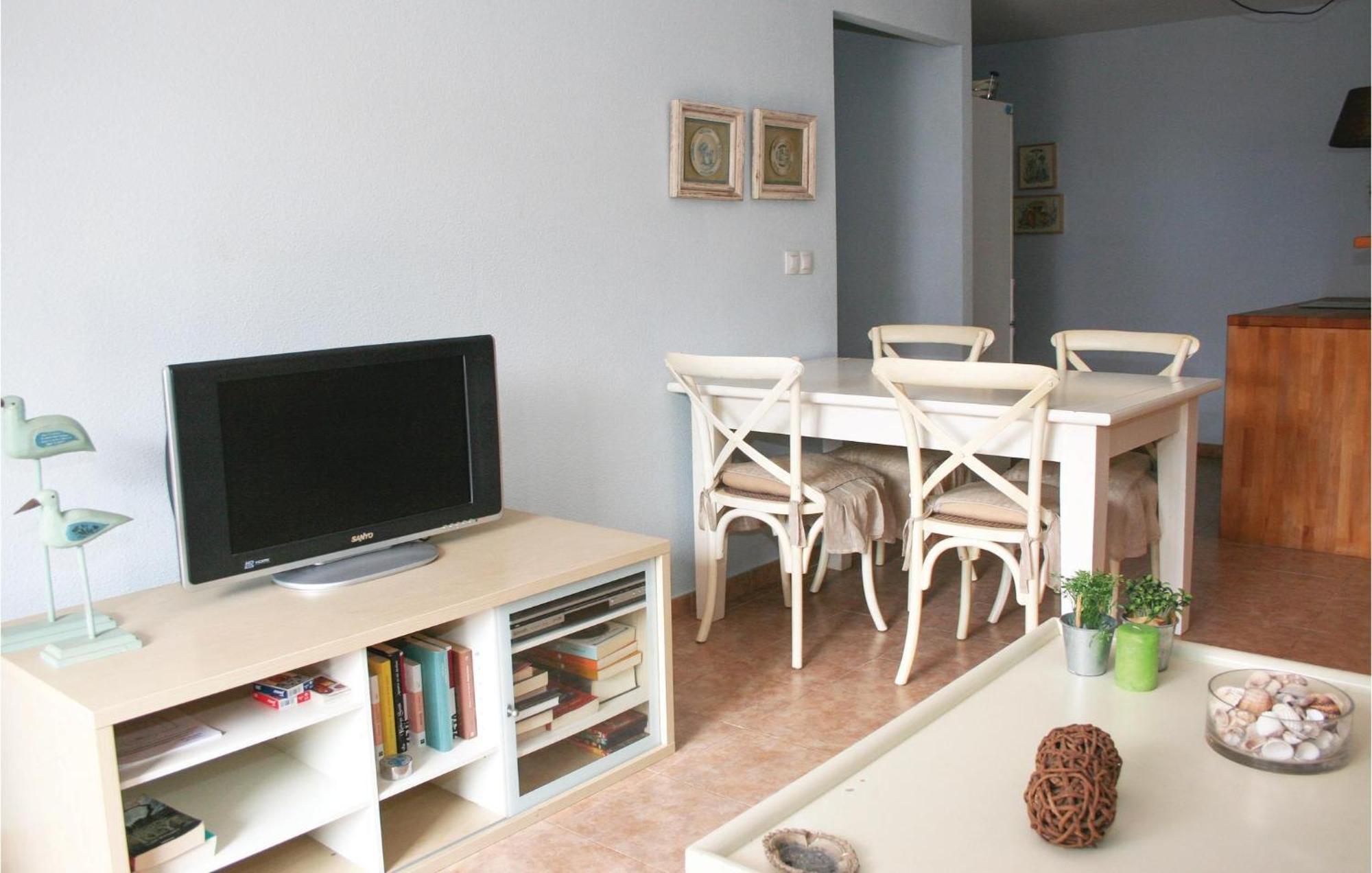 Beautiful Apartment In Alcossebre With Kitchen 外观 照片