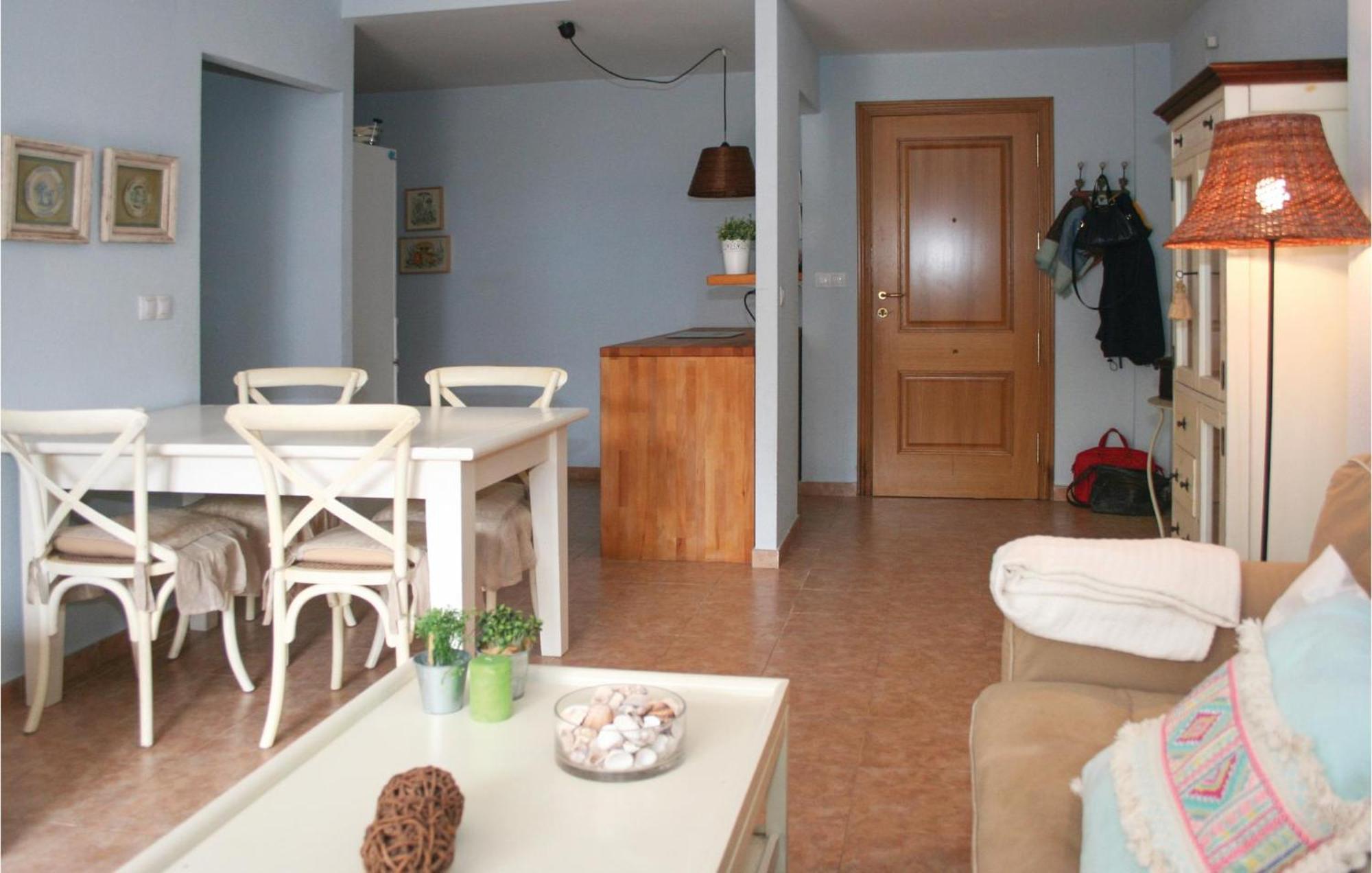 Beautiful Apartment In Alcossebre With Kitchen 外观 照片